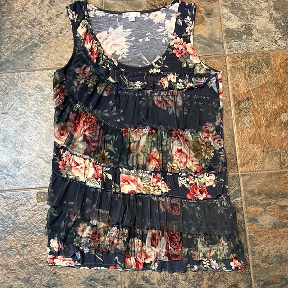 Puli Top - Picture 6 of 8